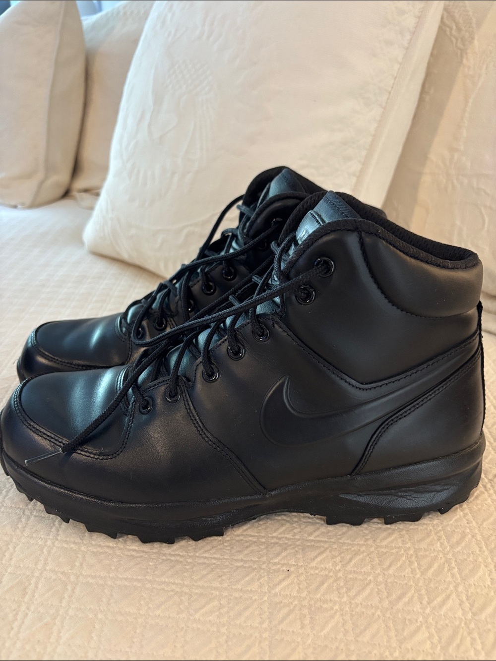 Nike Men's Black Leather Lace-Up Ankle Boots